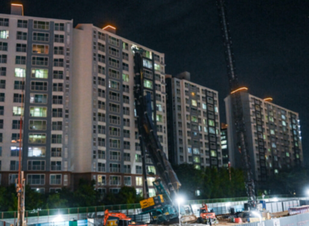 인동선 항타기 전도 사진2